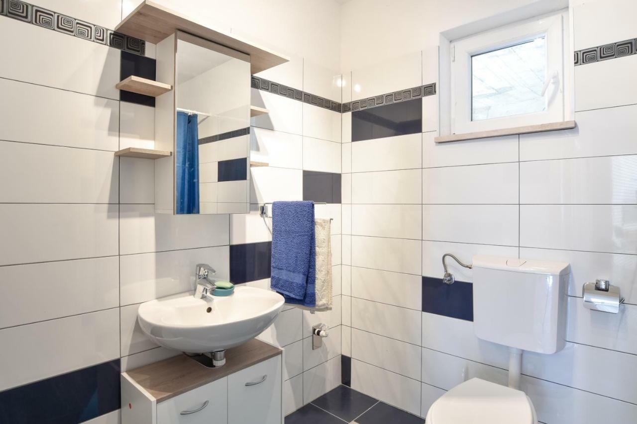 Apartment Mar 1 - Luxury Pucisca