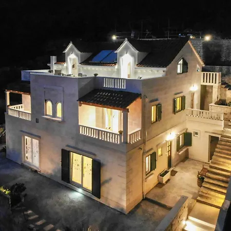 Villa Mar 1 - Luxury Apartments Pucisca Exterior photo