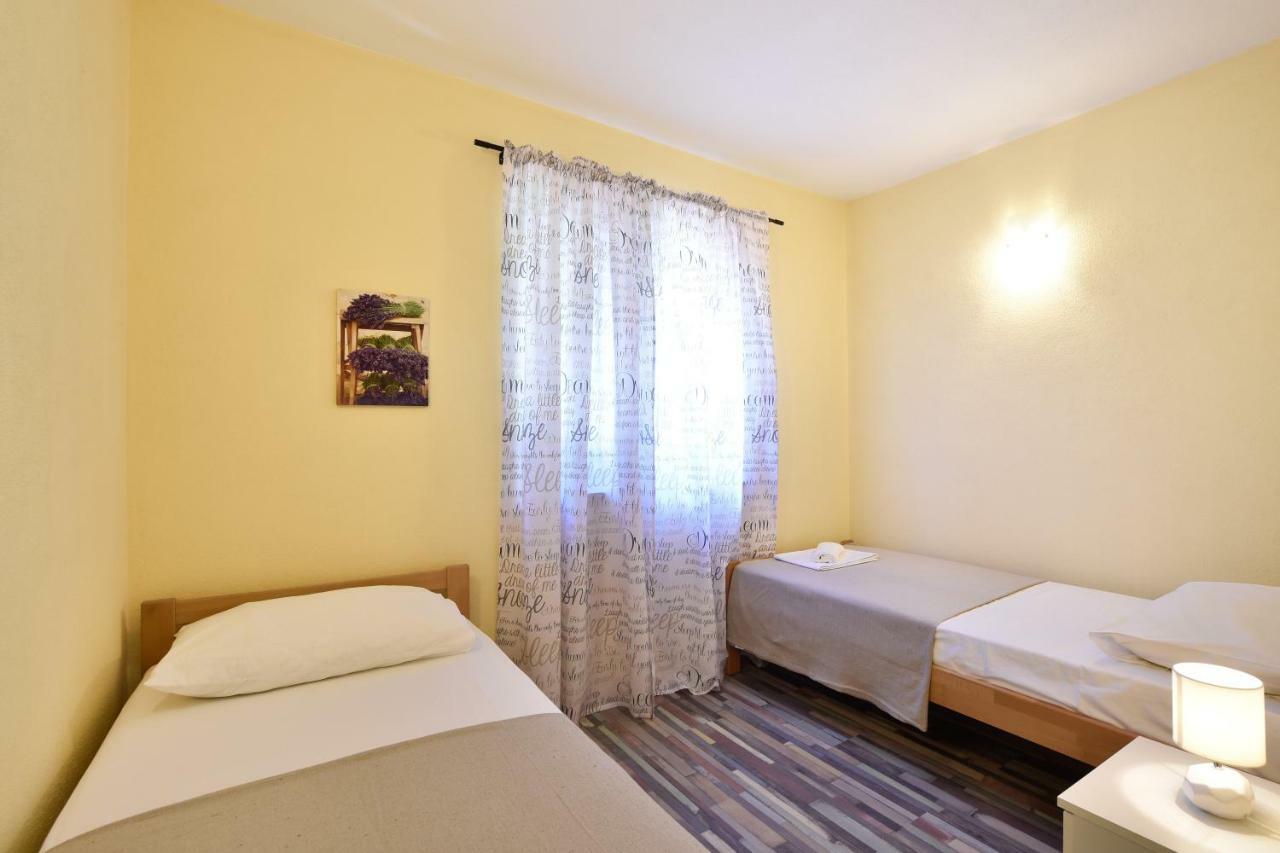 Apartment Mar 1 - Luxury