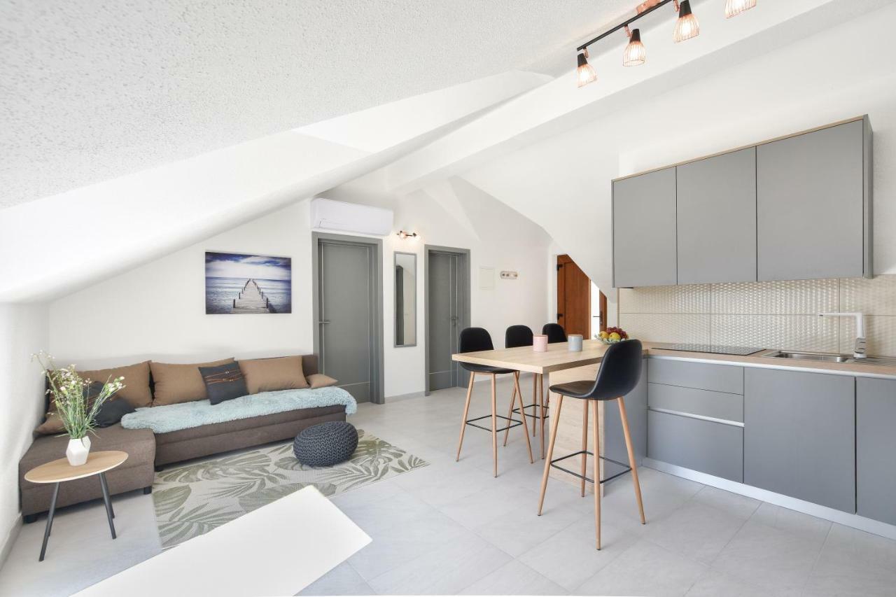 Apartment Mar 1 - Luxury *