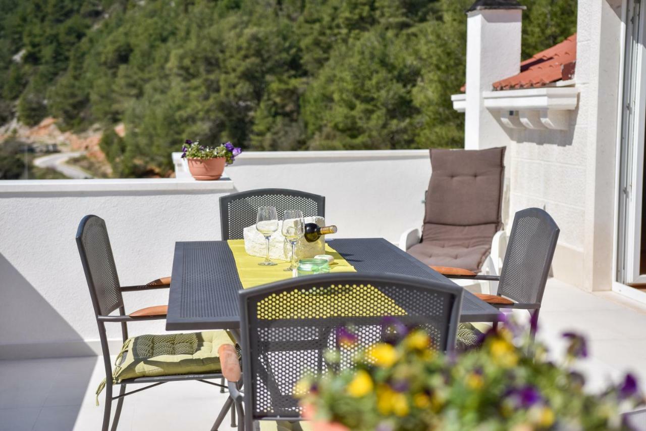 Mar 1 - Luxury Appartement